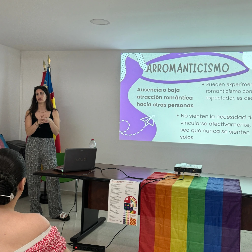 Charla-1.webp